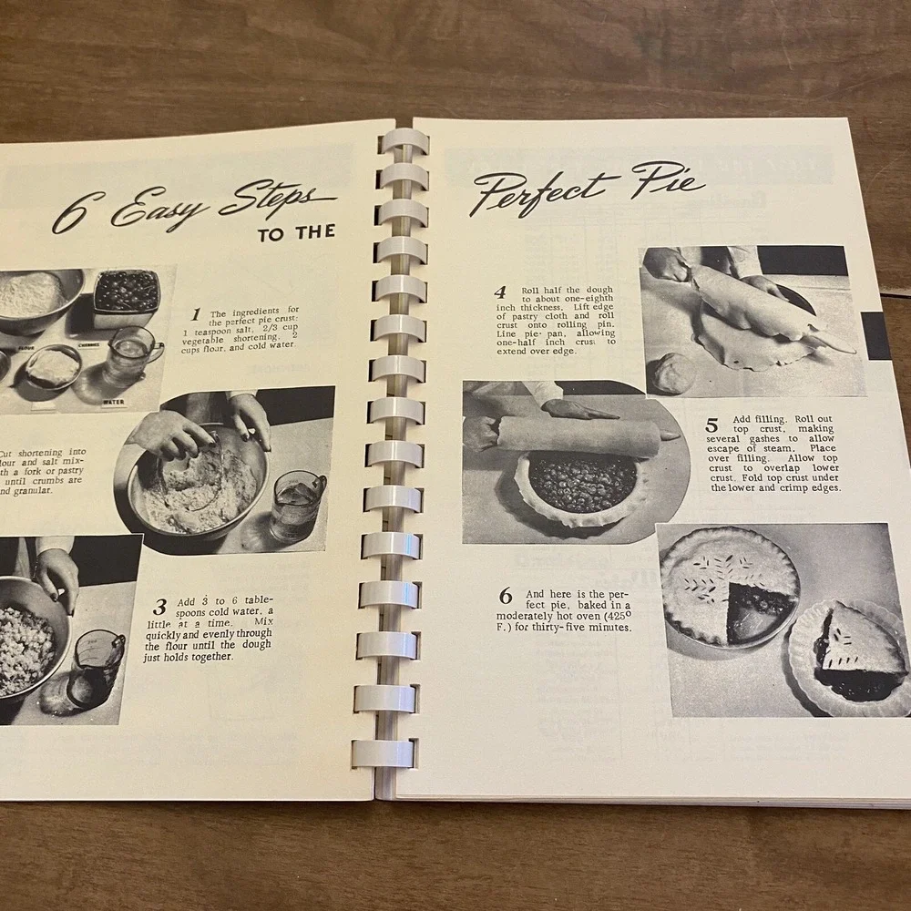 Christ United Methodist Church Cookbook Stockdale Texas 1994 Memorial Recipes